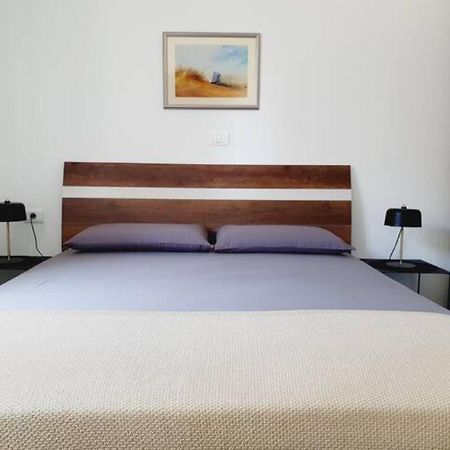 Modern Apartment Ana Premantura Bagian luar foto